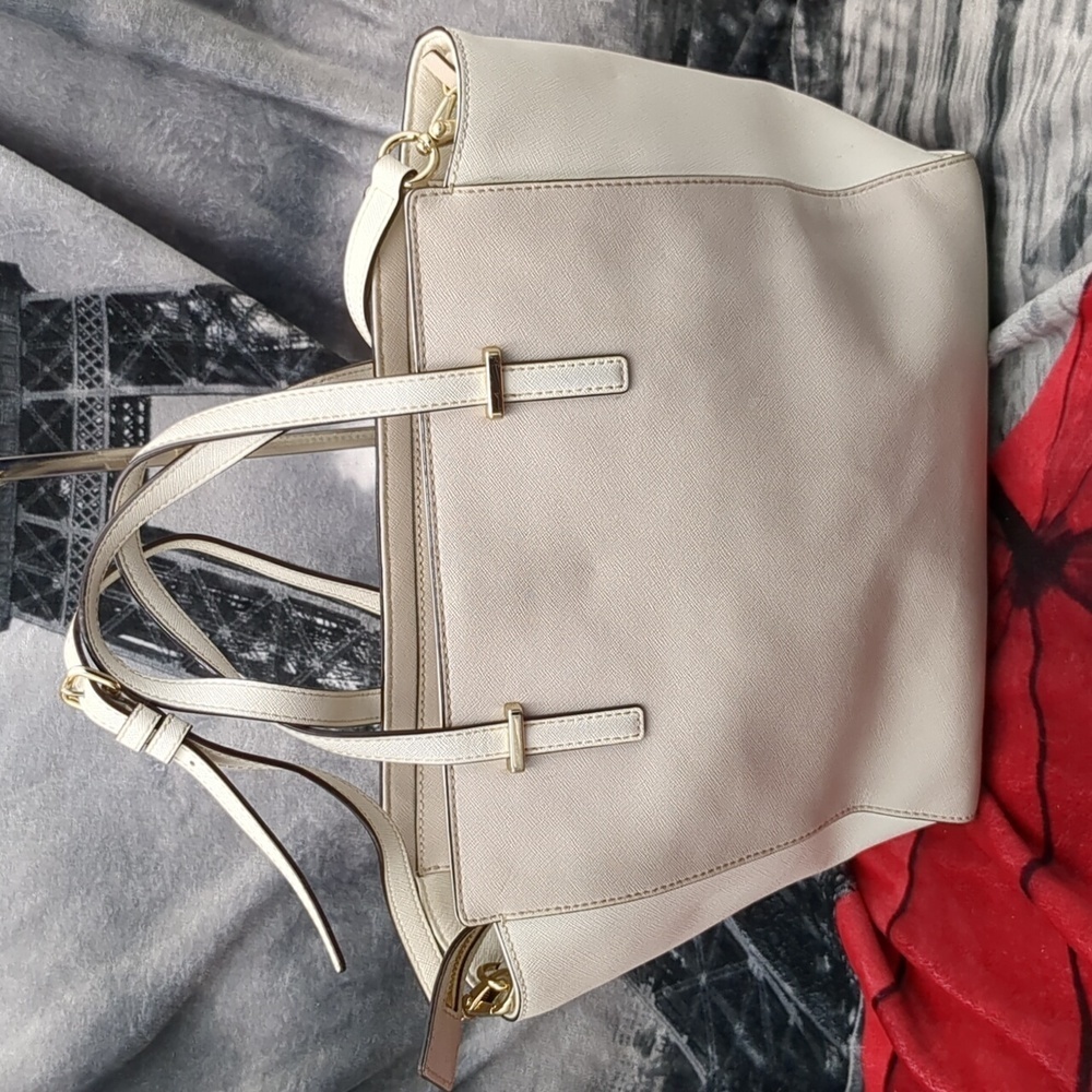 Kate Spade two-tone purse - Picture 4 of 14